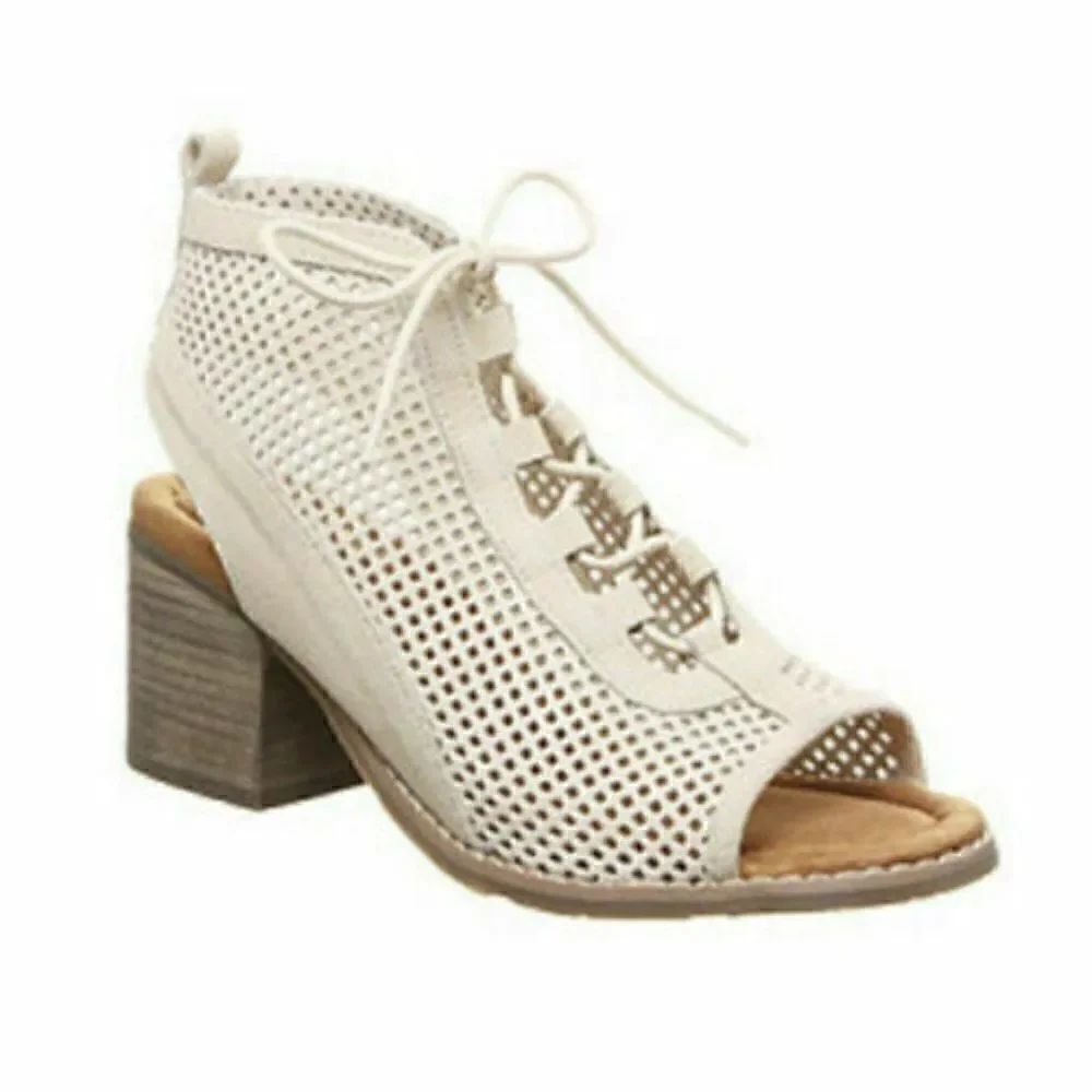 BearPaw Vienna Ivory Ghillie Lace-up Bootie Sandal